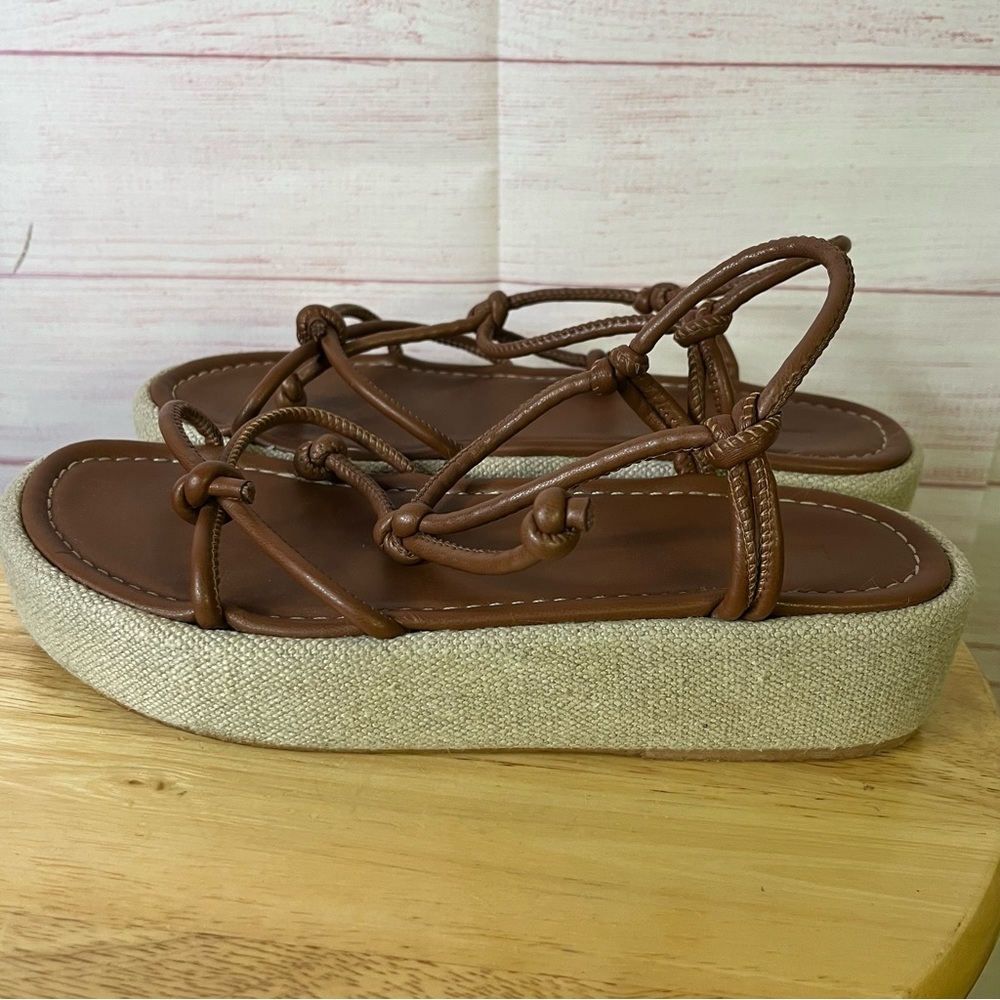 Flattered Brown Cognac Knot Platform Sandals Size 39‎